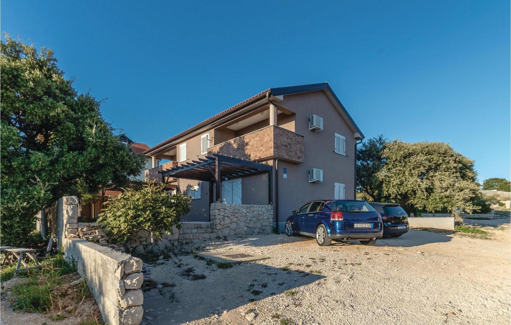 Nice Apartment In Mandre With Wifi Bagian luar foto